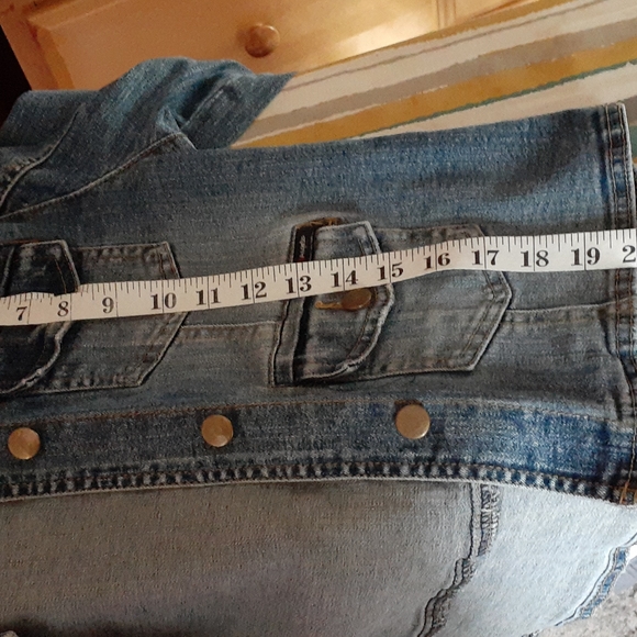 Jacket - Picture 7 of 8